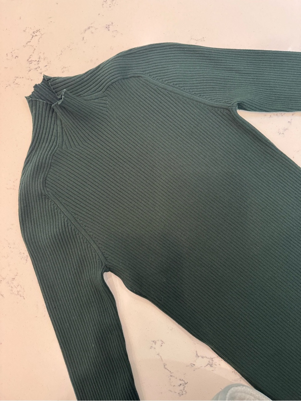 Aritzia Wilfred Alchemy Dress in Scarab (Dark Green) Size Small - Picture 3 of 7